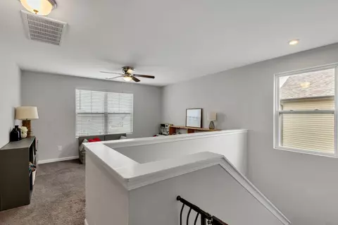 Entry Way - 4209 Fieldcrest Dr, Murfreesboro, TN 37128 photo 4 of 5
