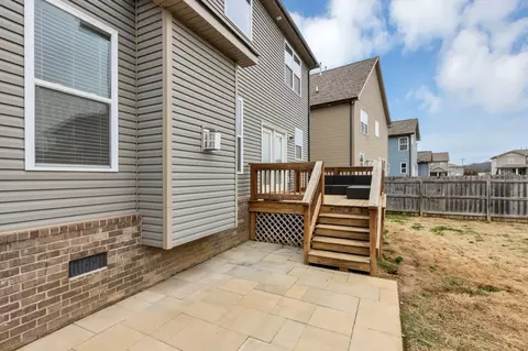 Exterior - 4209 Fieldcrest Dr, Murfreesboro, TN 37128 photo 4 of 7