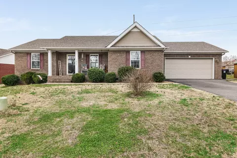 1904 Susan Rd, Columbia, TN 38401