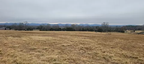 7 Manchester Pike, Christiana, TN 37037