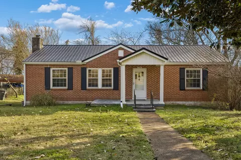 1022 Rolling Fields Cir, Columbia, TN 38401