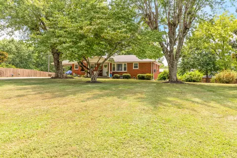 2015 Highway 70 W, Dickson, TN 37055