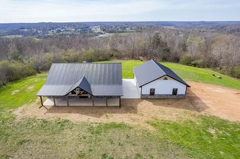 Other - 321 Old Sr 48, Centerville, TN 37033 photo 1 of 26