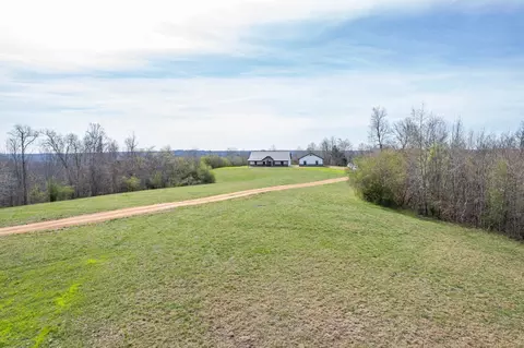 Exterior - 321 Old Sr 48, Centerville, TN 37033 photo 17 of 22