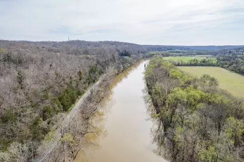 View/Area - 321 Old Sr 48, Centerville, TN 37033 photo 7 of 10