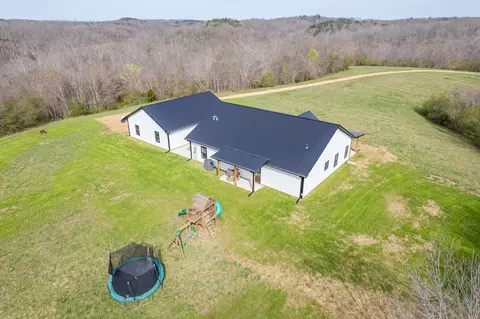 Exterior - 321 Old Sr 48, Centerville, TN 37033 photo 3 of 22