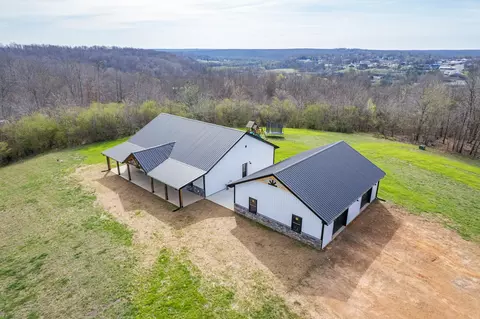 Exterior - 321 Old Sr 48, Centerville, TN 37033 photo 2 of 22