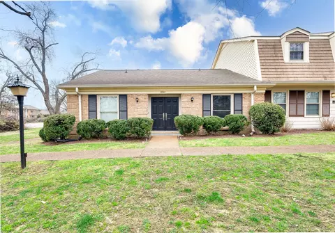 8300 Sawyer Brown Rd #H301, Nashville, TN 37221