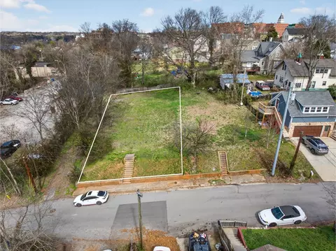65 W Washington St, Clarksville, TN 37040