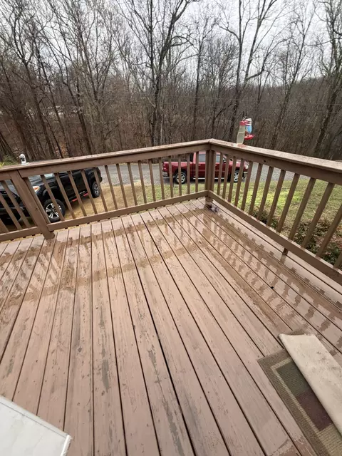 Exterior - 322 Eagle Shore Dr, Dover, TN 37058 photo 3 of 7