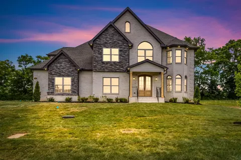 4510 Pat Nixon Ct, Murfreesboro, TN 37130