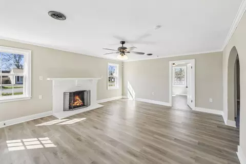 246 E Woodrow St, Gallatin, TN 37066