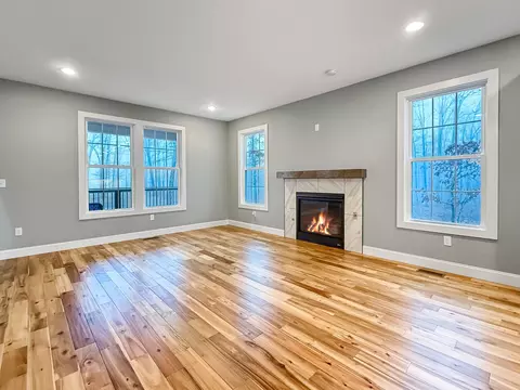 Living - 2420 Eagle Rock Rd, Monteagle, TN 37356 photo 3 of 7