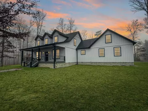 2420 Eagle Rock Rd, Monteagle, TN 37356