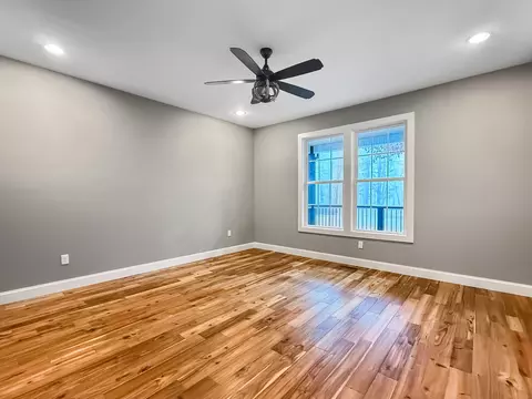 Living - 2420 Eagle Rock Rd, Monteagle, TN 37356 photo 6 of 7