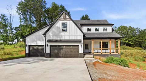 1717 Powell Rd, Clarksville, TN 37043