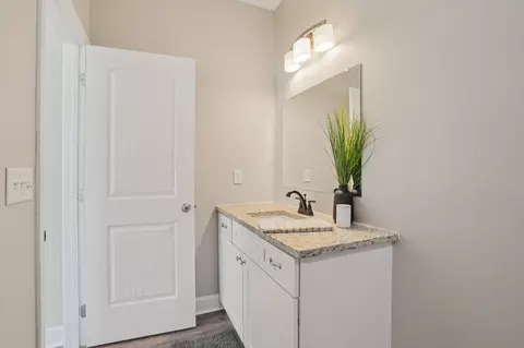 Bath - 152 Eno Rd, Dickson, TN 37055 photo 1 of 5