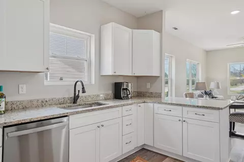 Kitchen - 152 Eno Rd, Dickson, TN 37055 photo 3 of 6