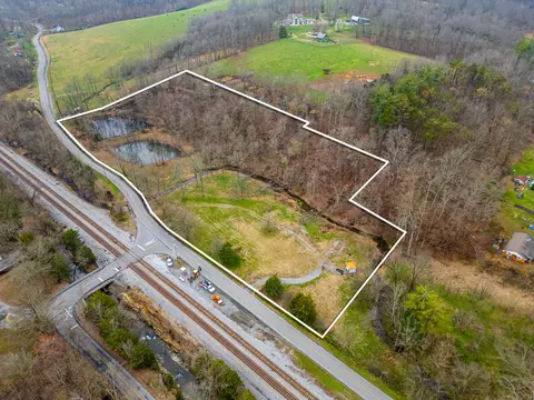 1500 Old Gallatin Rd, Portland, TN 37148