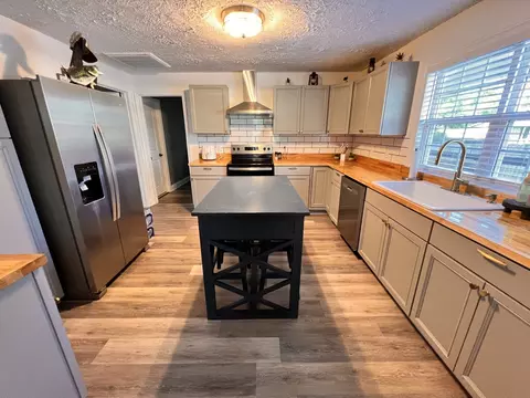 Kitchen - 502 E Market St, Decherd, TN 37324 photo 1 of 3