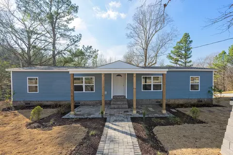 992 Greenway Rd, Huron, TN 38345