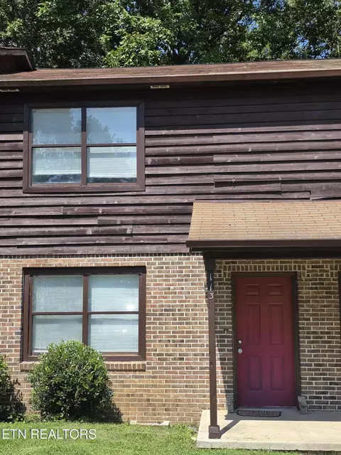 113 High Point Ln, Oak Ridge, TN 37830