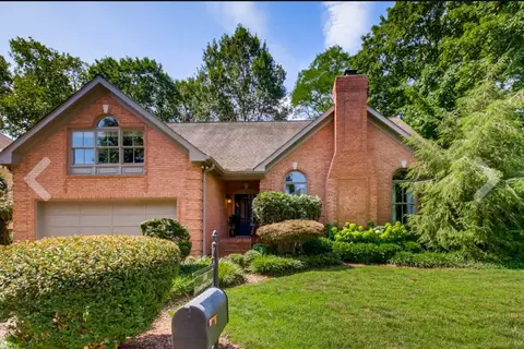 100 Glendower Ct, Nashville, TN 37204