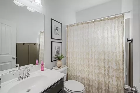Bath - 5310 Pointer Pl, Murfreesboro, TN 37129 photo 3 of 4