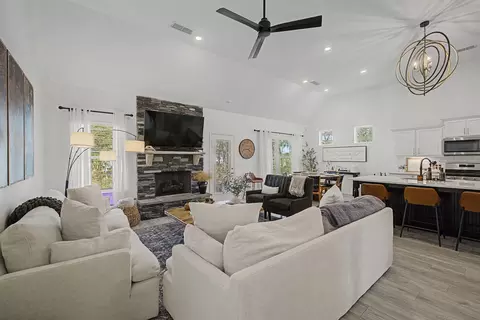 Living - 5310 Pointer Pl, Murfreesboro, TN 37129 photo 1 of 3