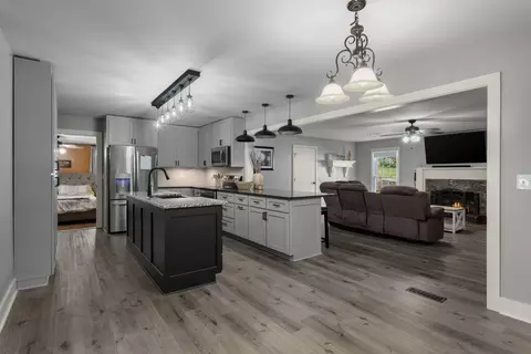 201 Glendale Cir, Pulaski, TN 38478