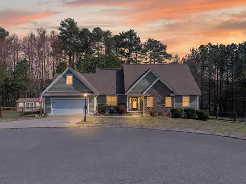 97 Stones River Dr, Chickamauga, GA 30707