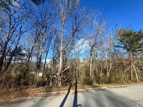 7129 Fine Ln, Harrison, TN 37341 photo 2