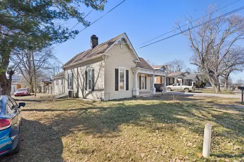 Exterior - 1309 Batts Blvd, Springfield, TN 37172 photo 1 of 3
