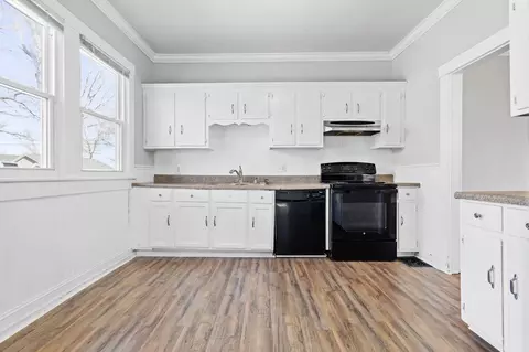 Kitchen - 1309 Batts Blvd, Springfield, TN 37172 photo 2 of 3