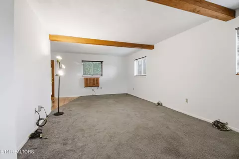 Living - 353 E Wolf Valley Rd, Heiskell, TN 37754 photo 1 of 5