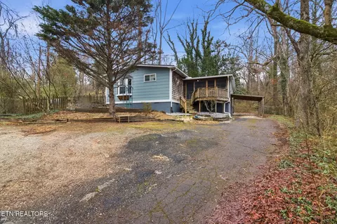 Exterior - 353 E Wolf Valley Rd, Heiskell, TN 37754 photo 4 of 9