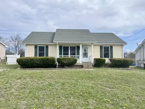 808 Princeton Cir, Clarksville, TN 37042