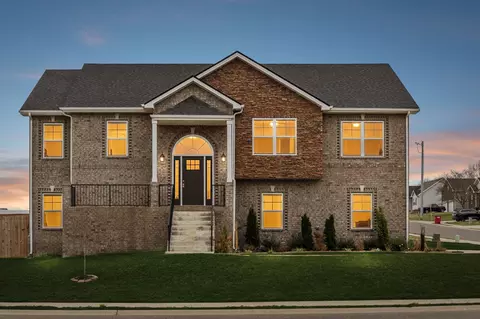 3565 Torrington Ln, Clarksville, TN 37042