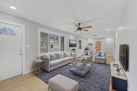 534 Rosewood Dr, Clarksville, TN 37043