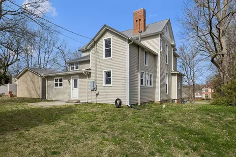 Exterior - 504 5th Ave W, Springfield, TN 37172 photo 8 of 10