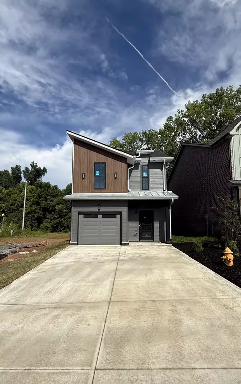 57 Holland Park W, Clarksville, TN 37043