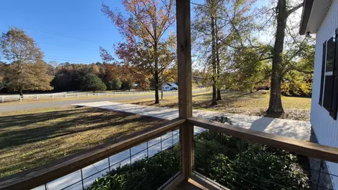 110 Hess Dr, Bridgeport, AL 35740