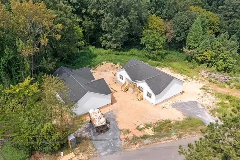 3 Roosevelt Dr, Dalton, GA 30721