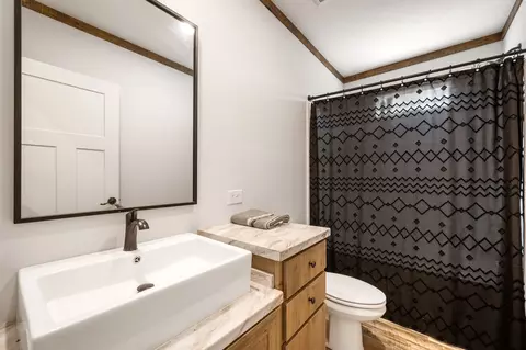 Bath - 67 Lackey Rd, Kelso, TN 37348 photo 7 of 13