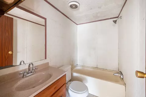 Bath - 67 Lackey Rd, Kelso, TN 37348 photo 13 of 13