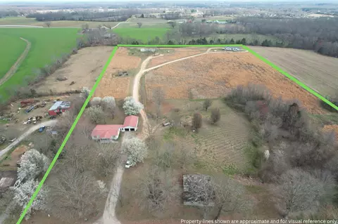 67 Lackey Rd, Kelso, TN 37348