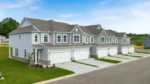 1672 Manuka Ln, Columbia, TN 38401