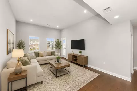1801 Shadow Green Dr #303, Franklin, TN 37064