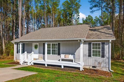 3580 Colston Ln, Tunnel Hill, GA 30755
