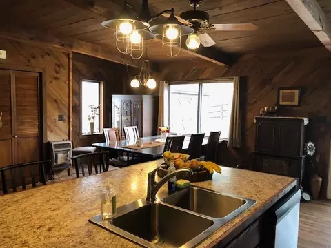 Kitchen - 300 Roy Pitt Rd, Springfield, TN 37172 photo 2 of 4
